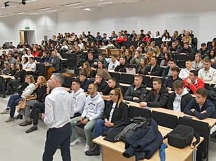 smotra-sveucilista80 .JPG